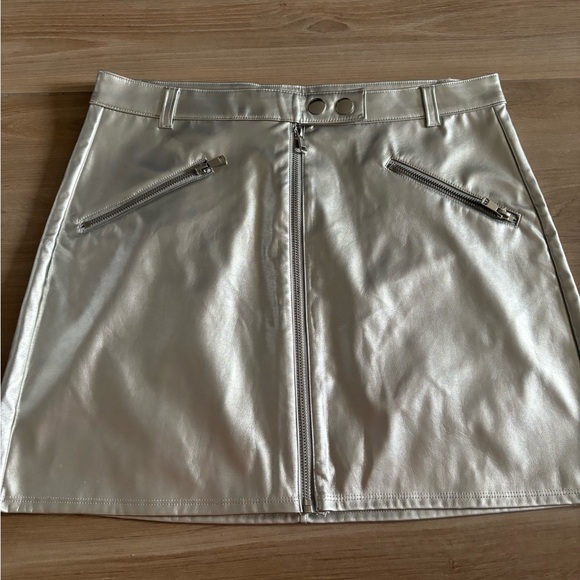 NWT wild fable target moto mini faux leather metallic skirt - Picture 2 of 4